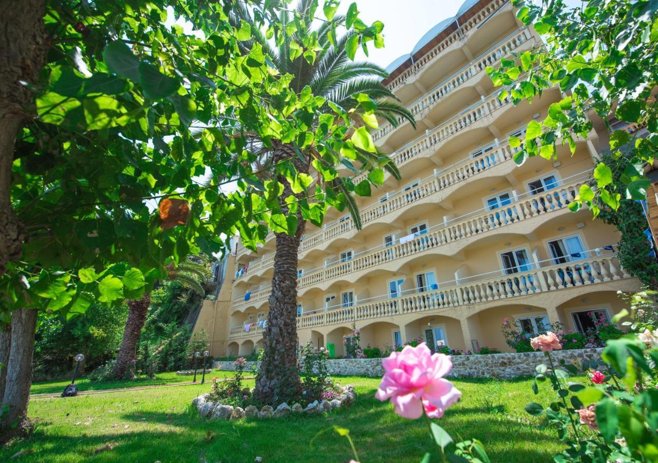 Pontikonisi Hotel & Suites Perama  Exterior foto